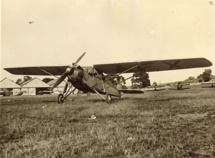 Framed Print : de Havilland DH75 Hawk Moth, G-aFX, later VH-UNW Framed Print : de Havilland DH75 Hawk Moth, G-aFX, later VH-UNW
