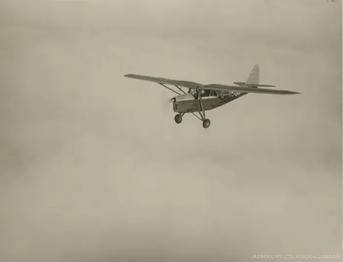 Framed Print : de Havilland DH80A Puss Moth, G-ABGR Framed Print : de Havilland DH80A Puss Moth, G-ABGR