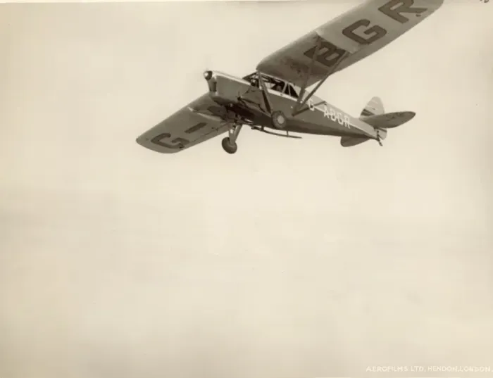 Framed Print : de Havilland DH80A Puss Moth, G-ABGR Framed Print : de Havilland DH80A Puss Moth, G-ABGR