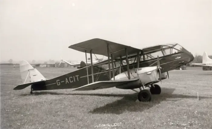 Framed Print : de Havilland DH84 Dragon, G-ACIT, Orcadian Framed Print : de Havilland DH84 Dragon, G-ACIT, Orcadian