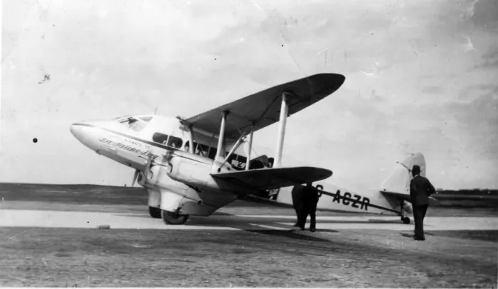 Framed Print : de Havilland DH86 Express Air Liner G-ACZR La Saline Bay Framed Print : de Havilland DH86 Express Air Liner G-ACZR La Saline Bay