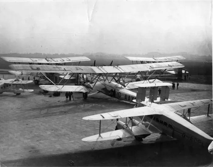 Framed Print : A de Havilland DH86 G-ACPL (foreground) Framed Print : A de Havilland DH86 G-ACPL (foreground)