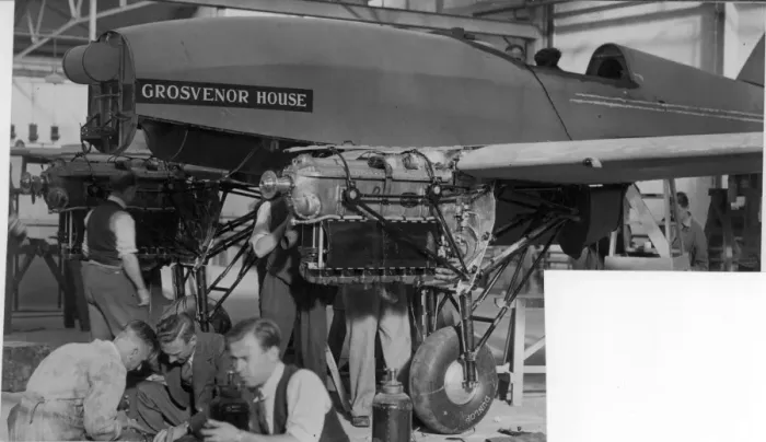 Framed Print : The third de Havilland DH88 Comet G-ACSS Grosvenor House