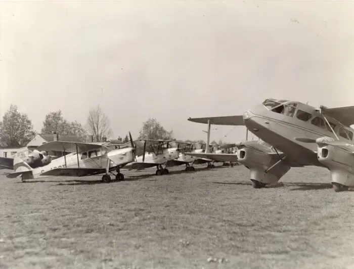Framed Print : de Havilland DH89 Dragon Rapide Framed Print : de Havilland DH89 Dragon Rapide