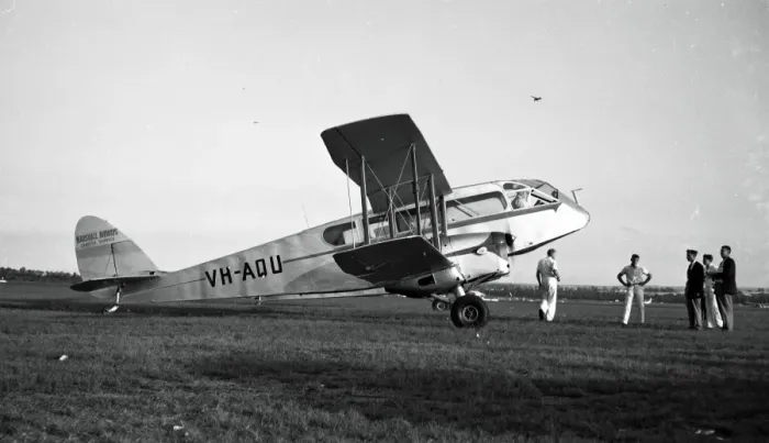 Framed Print : De Havilland Dragon VH-AQU Marshall Airways Bankstown Framed Print : De Havilland Dragon VH-AQU Marshall Airways Bankstown