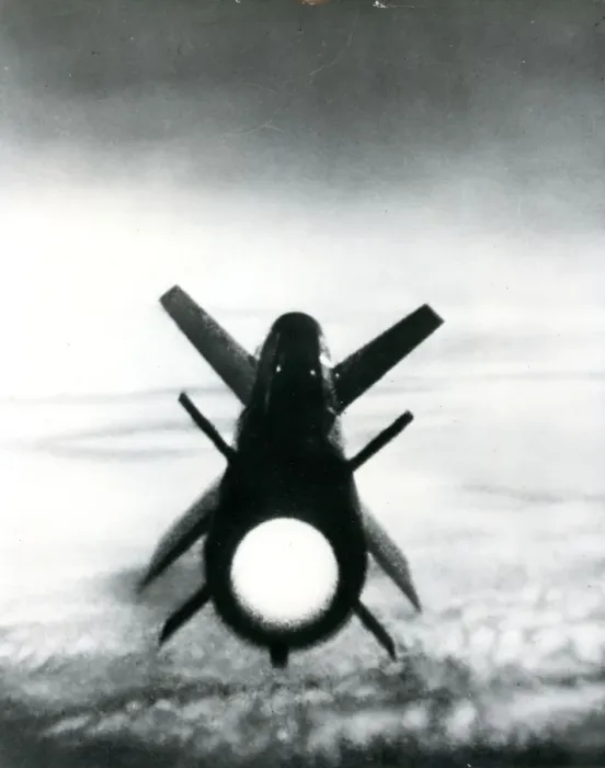 Framed Print : A de Havilland Firestreak air-to-air missile acceleratin? Framed Print : A de Havilland Firestreak air-to-air missile acceleratin?
