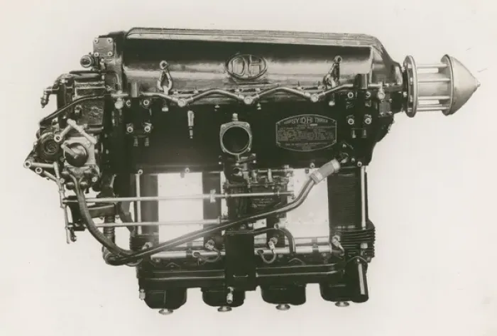 Framed Print : de Havilland Gipsy Three four-cylinder, air-cooled inverted Framed Print : de Havilland Gipsy Three four-cylinder, air-cooled inverted