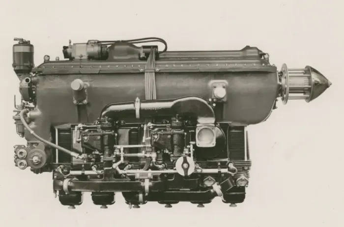 Framed Print : de Havilland Gipsy Six six-cylinder, air-cooled inverted Framed Print : de Havilland Gipsy Six six-cylinder, air-cooled inverted