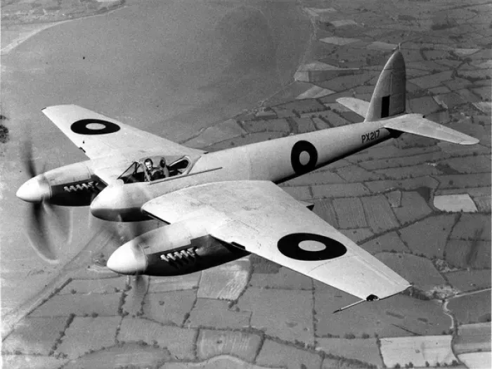 Framed Print : de Havilland Hornet F1 PX217 Framed Print : de Havilland Hornet F1 PX217
