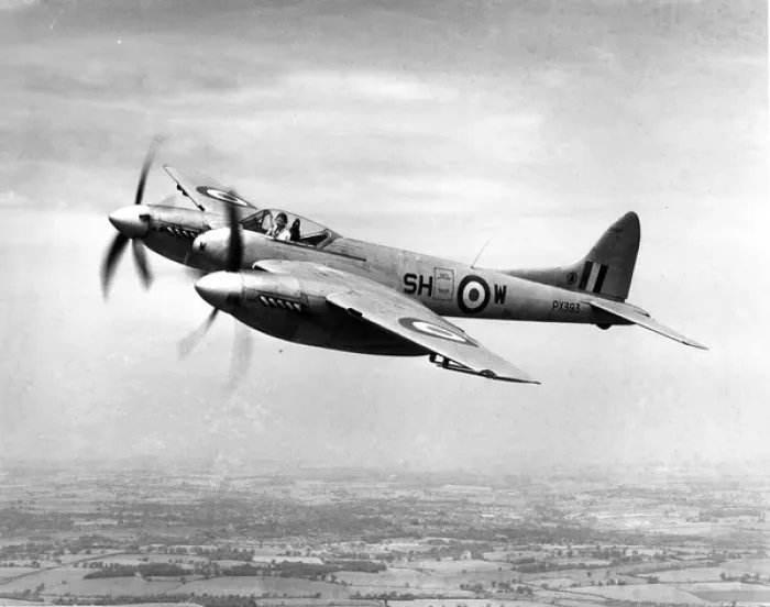 Framed Print : de Havilland Hornet F3 PX393 Framed Print : de Havilland Hornet F3 PX393