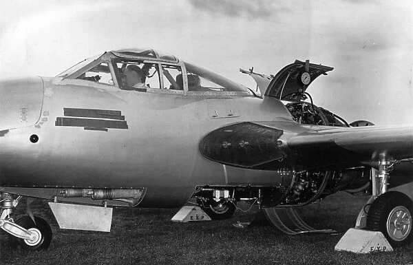 de Havilland Venom with hatches open