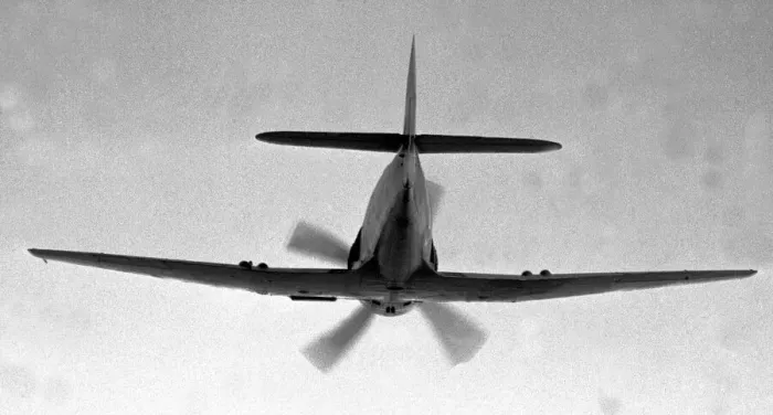Framed Print : Hawker Fury prototype NX802