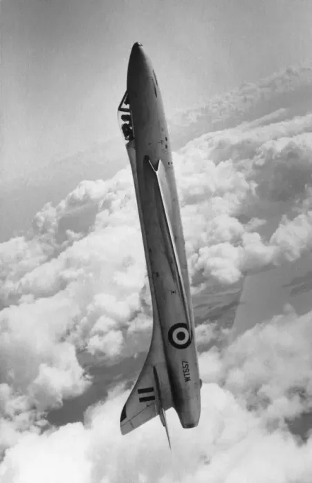 Framed Print : Hawker Hunter F-1 Framed Print : Hawker Hunter F-1