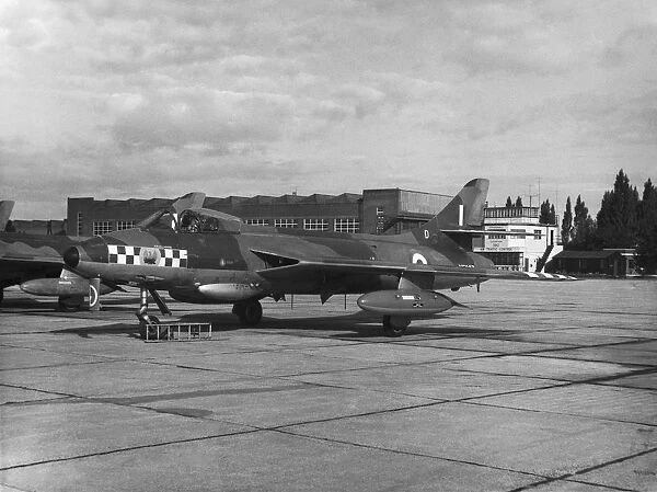 Hawker Hunter F-4