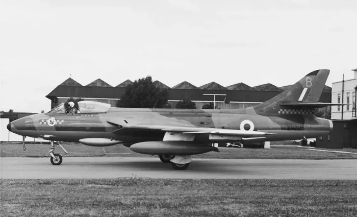 Framed Print : Hawker Hunter F-6 Framed Print : Hawker Hunter F-6