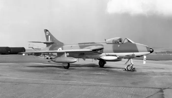Framed Print : Hawker Hunter FGA. 9 XE608 13 Framed Print : Hawker Hunter FGA. 9 XE608 13