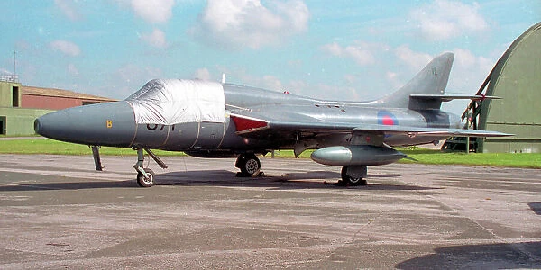 Hawker Hunter T. 8C G-BWGL - XF357 - 871