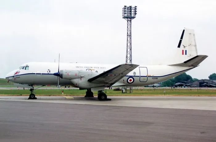 Framed Print : Hawker Siddeley Andover C. 1(PR) XS596 Framed Print : Hawker Siddeley Andover C. 1(PR) XS596