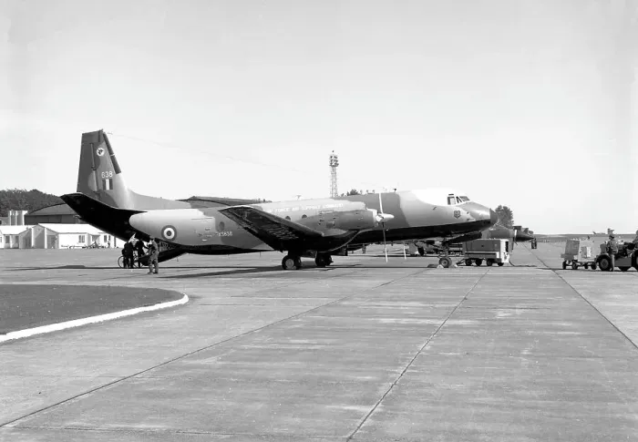 Framed Print : Hawker Siddeley Andover C.1 XS638 Framed Print : Hawker Siddeley Andover C.1 XS638