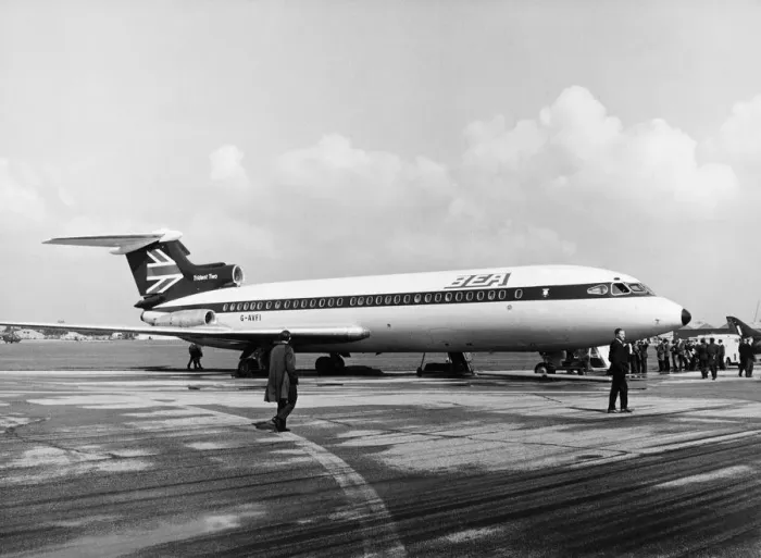 Framed Print : Hawker Siddeley HS-121 Trident 2E Framed Print : Hawker Siddeley HS-121 Trident 2E
