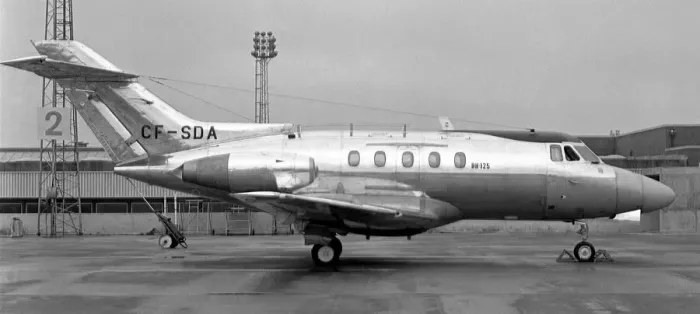 Framed Print : Hawker Siddeley HS-125-1A CF-SDA Framed Print : Hawker Siddeley HS-125-1A CF-SDA