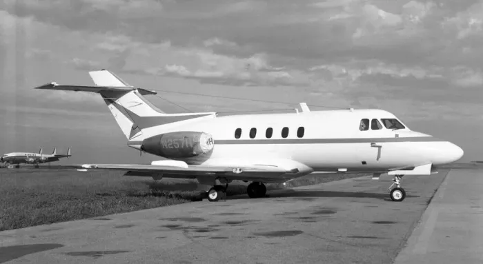 Framed Print : Hawker Siddeley HS-125-1A N257H Framed Print : Hawker Siddeley HS-125-1A N257H