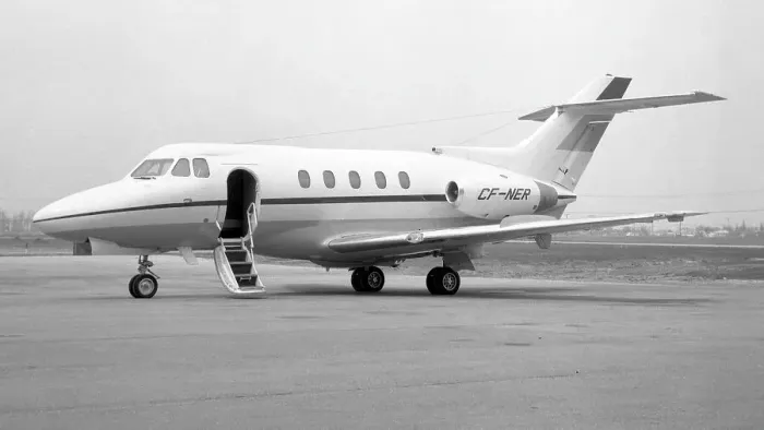 Framed Print : Hawker Siddeley HS. 125-400A CF-NER Framed Print : Hawker Siddeley HS. 125-400A CF-NER