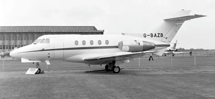 Framed Print : Hawker Siddeley HS. 125-400B G-BAZB Framed Print : Hawker Siddeley HS. 125-400B G-BAZB