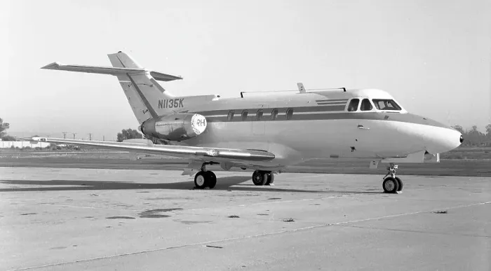 Framed Print : Hawker Siddeley HS. 125 Series 1A N1135MK Framed Print : Hawker Siddeley HS. 125 Series 1A N1135MK
