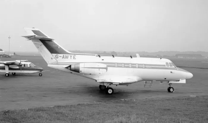 Framed Print : Hawker Siddeley HS. 125 series 1b - G-AWYE Framed Print : Hawker Siddeley HS. 125 series 1b - G-AWYE