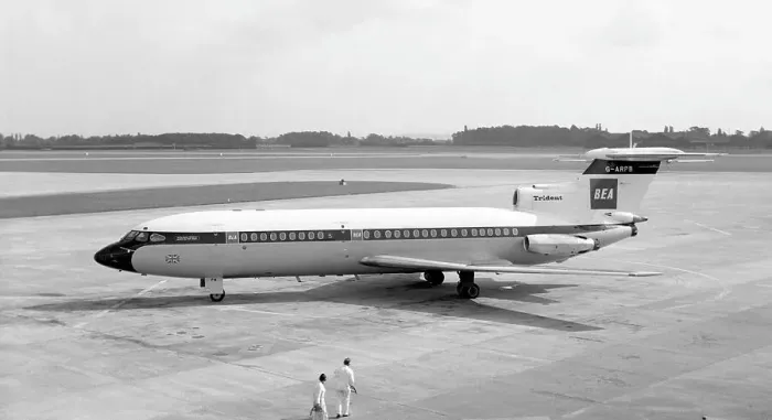 Framed Print : Hawker Siddeley Trident 1C G-ARPB Framed Print : Hawker Siddeley Trident 1C G-ARPB