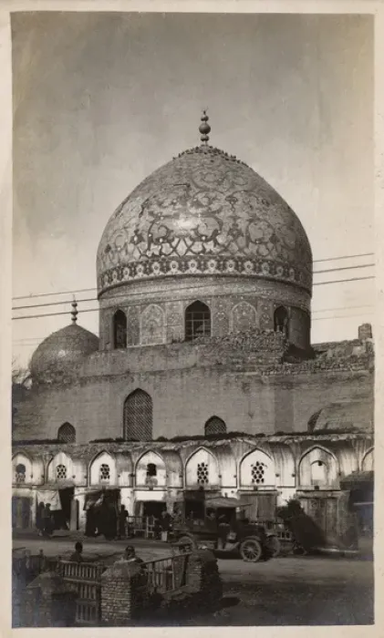 Framed Print : Haydar Khana Mosque, Baghdad, Iraq Framed Print : Haydar Khana Mosque, Baghdad, Iraq