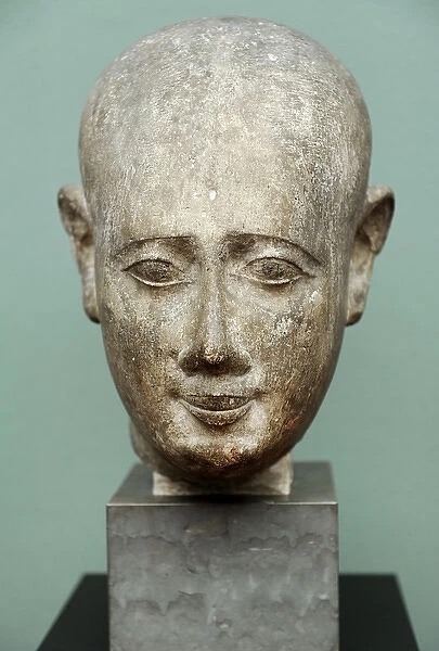 Head from a male statue. 3rd century BC. Egypt