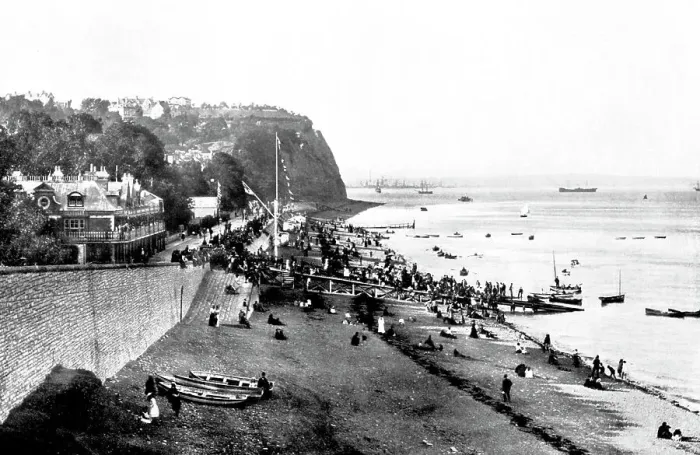 Framed Print : The Head, Penarth early 1900's Framed Print : The Head, Penarth early 1900's