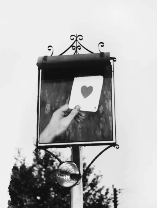 Framed Print : THE HEART IN HAND INN Framed Print : THE HEART IN HAND INN