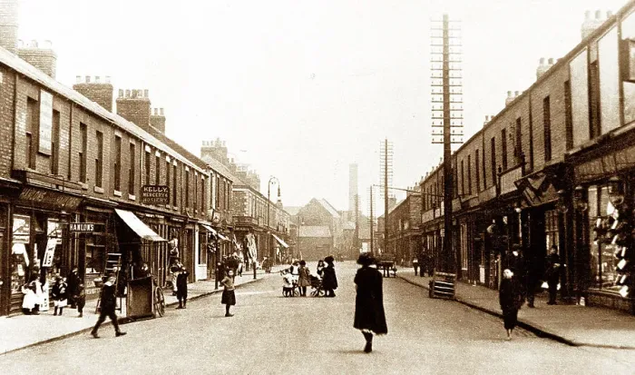 Framed Print : Hebburn Carr Street early 1900s Framed Print : Hebburn Carr Street early 1900s