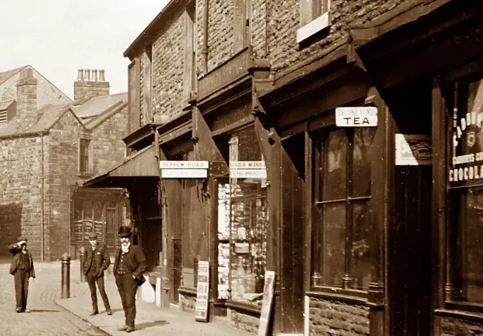 Framed Print : Hebrew Road, Burnley, Lancashire, early 1900s Framed Print : Hebrew Road, Burnley, Lancashire, early 1900s