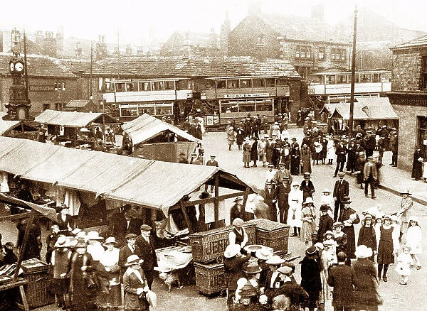 Heckmondwike Market early 1900s