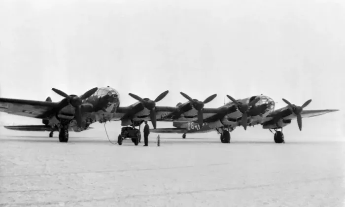 Framed Print : Heinkel He-111 Framed Print : Heinkel He-111
