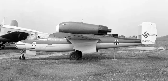 Framed Print : Heinkel He162A-2 Red 2 Framed Print : Heinkel He162A-2 Red 2