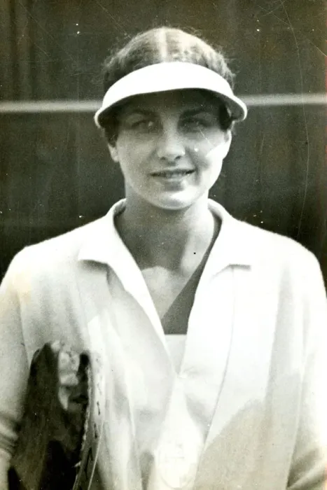 Framed Print : Helen Wills Moody, American tennis player Framed Print : Helen Wills Moody, American tennis player