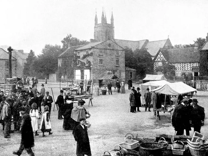 Framed Print : Helmsley Market Day early 1900s Framed Print : Helmsley Market Day early 1900s
