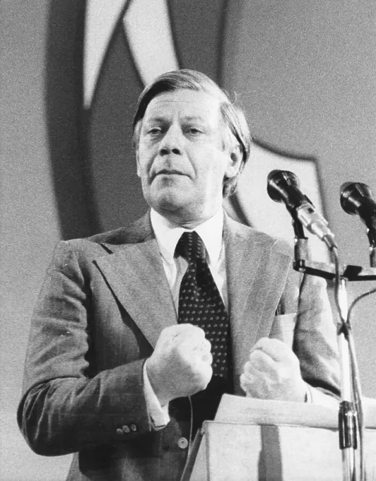 Framed Print : Helmut Schmidt, German Social Democrat politician Framed Print : Helmut Schmidt, German Social Democrat politician