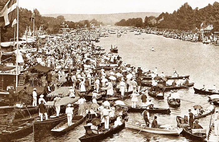 Framed Print : Henley-on-Thames Regatta early 1900s Framed Print : Henley-on-Thames Regatta early 1900s