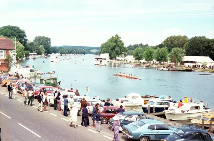 Framed Print : Henley Royal Regatta, Henley-on-Thames Framed Print : Henley Royal Regatta, Henley-on-Thames