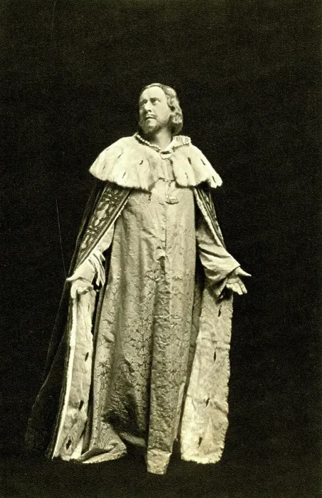 Framed Print : Herbert Beerbohm Tree, as Shakespeare's Richard II Framed Print : Herbert Beerbohm Tree, as Shakespeare's Richard II