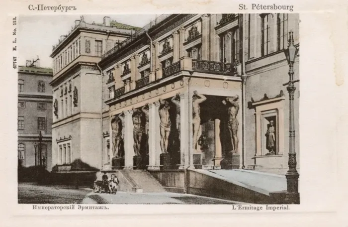 Framed Print : The Hermitage - St Petersburg, Russia Framed Print : The Hermitage - St Petersburg, Russia