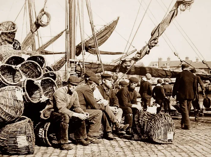 Framed Print : Herring fishing, Great Yarmouth Framed Print : Herring fishing, Great Yarmouth