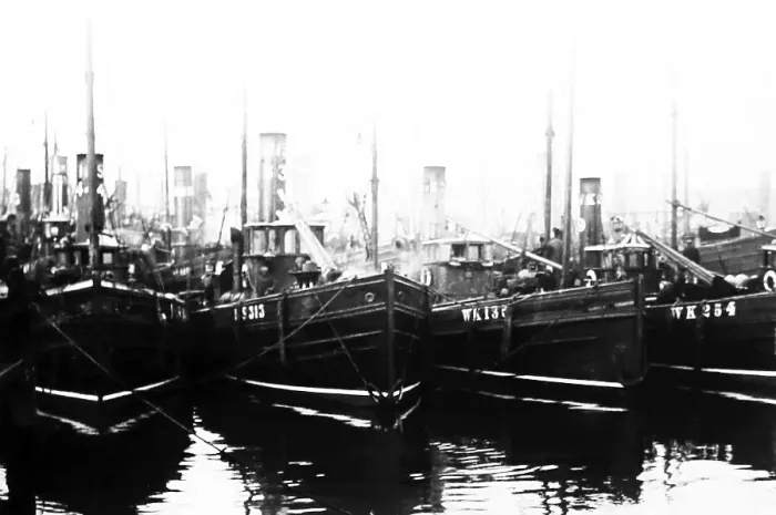 Framed Print : Herring fishing, Great Yarmouth Framed Print : Herring fishing, Great Yarmouth