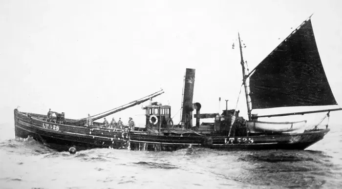 Framed Print : Herring fishing, Great Yarmouth Framed Print : Herring fishing, Great Yarmouth